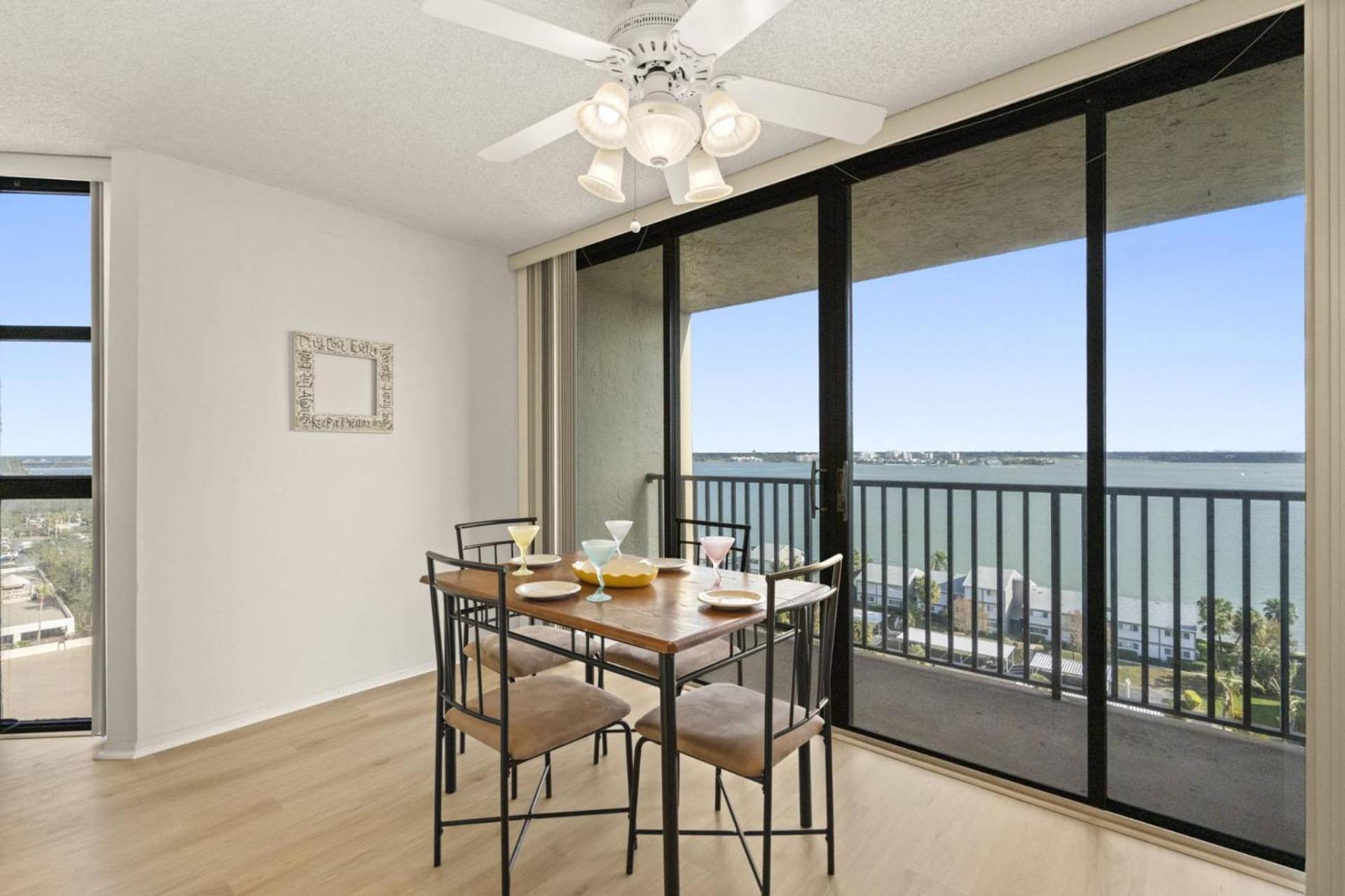 1208 Lighthouse Towers Villa Clearwater Beach Bagian luar foto